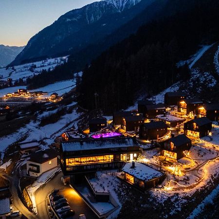 Amus Suites Dolomites Anterselva di Mezzo Extérieur photo